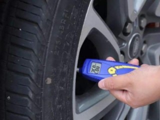 汽车胎压多少是正常值范围(雷克萨斯汽车胎压多少是正常值范围)